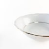 Ensaladera de porcelana blanca Rhein con filo de oro