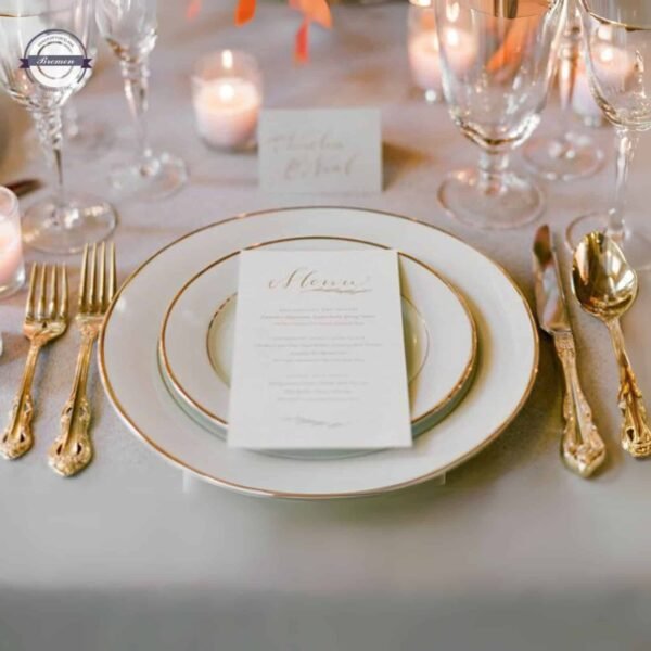 5-6.jpg Platos de presentación de porcelana blanca con filo de oro (2 piezas) Bremen