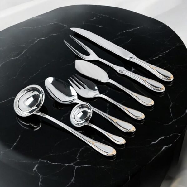 FONDO-PARA-REDUCIR-REFLEJO-PARA-CAMBIO-DE-FONDOS-MESAS-2-2-scaled-1.jpg Juego de Servir Carne y trinchar Glamour (2 Piezas) Cuchillo y Tenedor Trinchero, Acero Inoxidable con Detalles en Oro 23-24K, Apto para lavavajillas