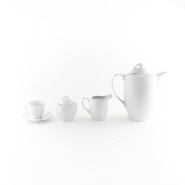 Juego Café o Té de porcelana blanca (27 piezas) Lubeck R con filo de oro, taza, plato, cafetera, azucarero y lechera