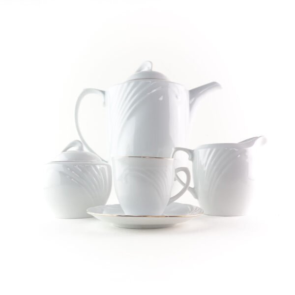 Juego Café o Té de porcelana blanca (27 piezas) Lubeck R con filo de oro, taza, plato, cafetera, azucarero y lechera