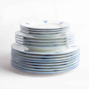 Juego de platos de porcelana blanca (16 piezas) Lubeck Blue, 8 platos llanos, 4 platos hondos, 4 platos de postre