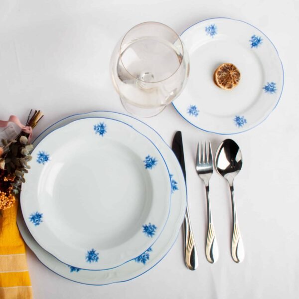 Juego de platos de porcelana blanca (16 piezas) Lubeck Blue, 8 platos llanos, 4 platos hondos, 4 platos de postre