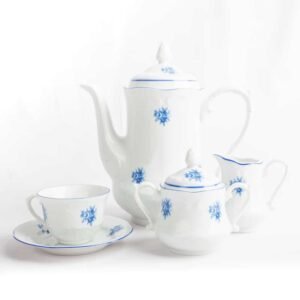 Vajilla-LubeckBlue-C-28.jpg Juego Café o Té de porcelana blanca (27 piezas) Lubeck Blue12 tazas,12 platos, azucarero, cremera y cafetera