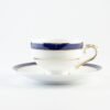 dsc_2123-scaled-1.jpg Juego de café de porcelana blanca con filo de oro y azul cobalto (27 piezas) Royal Blue, 12 tazas de café, 12 platillos para tazas, 1 azucarero, 1 cafetera, 1 cremera, diseño clásico