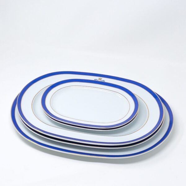Bandejas de porcelana blanca con filo de oro y azul cobalto (2 piezas) Duisburg, 23 cm