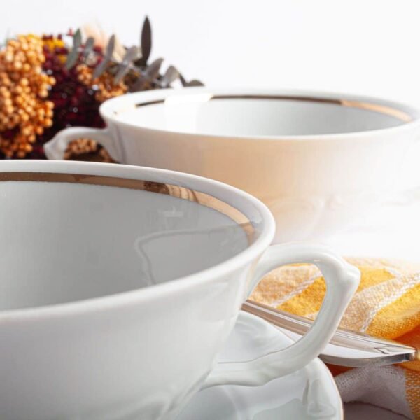 Juego de 12  boles consomé de porcelana blanca (24 piezas) Rhein, 12 tazas consomé con asas (300 cl), 12 platillos para tazas, con filo de oro