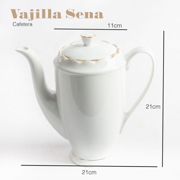 juegodecafesena-1000x1000-11.jpg Juego de café de porcelana blanca con filo de oro (27 piezas) Sena, 12 tazas de café, 12 platillos para tazas, 1 azucarero, 1 cafetera, 1 cremera, diseño clásico