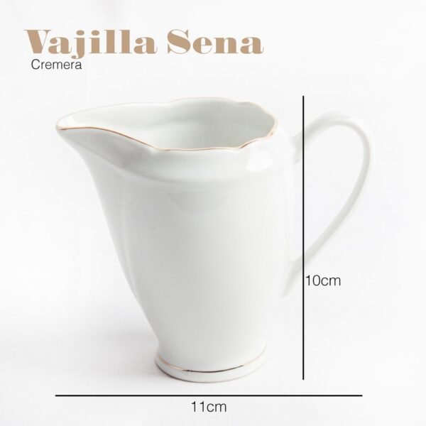 juegodecafesena-1000x1000-4.jpg Juego de café de porcelana blanca con filo de oro (27 piezas) Sena, 12 tazas de café, 12 platillos para tazas, 1 azucarero, 1 cafetera, 1 cremera, diseño clásico