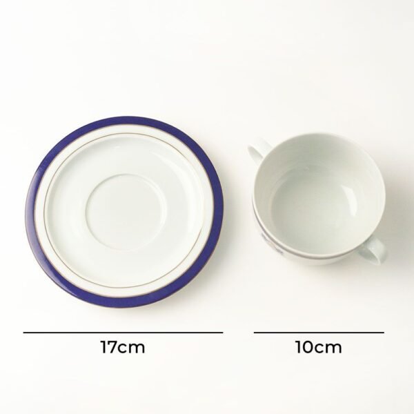 tazaduisburg_6_1000px.jpg Juego de boles consomé de porcelana blanca (24 piezas) Duisburg, 12 boles consomé con asas (35 cl), 12 platillos para tazas, azul cobalto y filo de oro