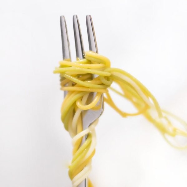 trento-pasta-ovum_3.jpg Juego de cubiertos en acero inoxidable (19 piezas) Trento, 6 tenedores, 6 cuchillos, 6 cucharas, 1 cucharón