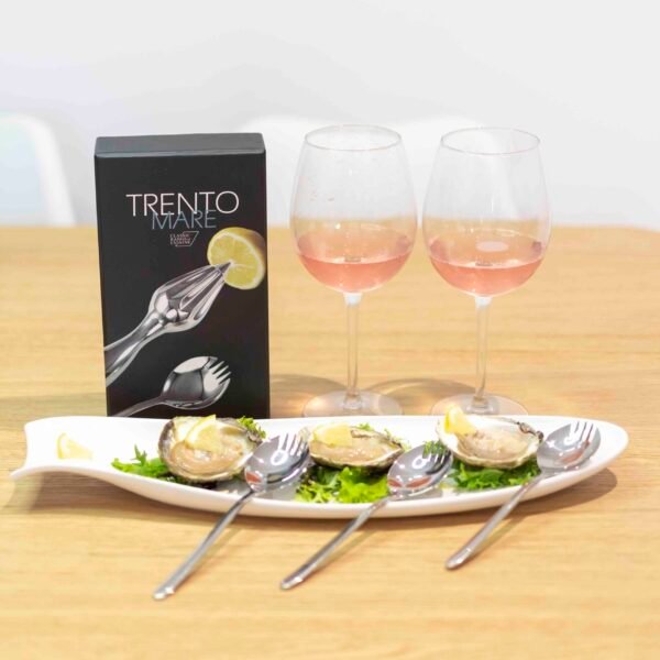 Juego de cubiertos para ostras en acero inoxidable (9 piezas) Trento, 6 tenedores de ostras, 1 exprimidor, estuche regalo.