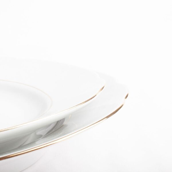 vajillasena-fuentes-1000x1000-19.jpg Juego de bandejas de porcelana blanca (2 piezas) Sena, 1 bandeja grande (37 cm), 1 bandeja pequeña (33 cm)