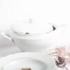 vajillasena-sopera-1000x1000-4.jpg Sopera de porcelana blanca (3 l) Sena, 1 tapa de porcelana, filo de oro