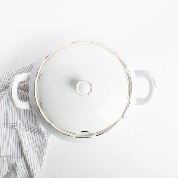 vajillasena-sopera-1000x1000-9.jpg Sopera de porcelana blanca (3 l) Sena, 1 tapa de porcelana, filo de oro