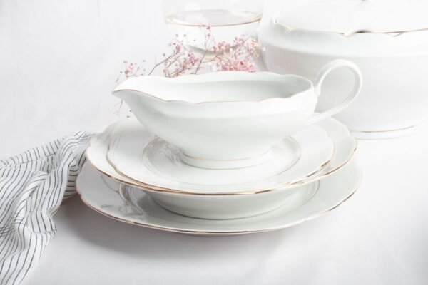 Salsera de porcelana blanca con filo de oro (1piezas) Sena