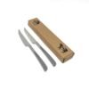 whatsapp-image-2024-01-08-at-140927.jpeg Set de 2 Cuchillos Chuleteros de Acero Inoxidable Trento Kobe – Corte Preciso y Estilo Profesional